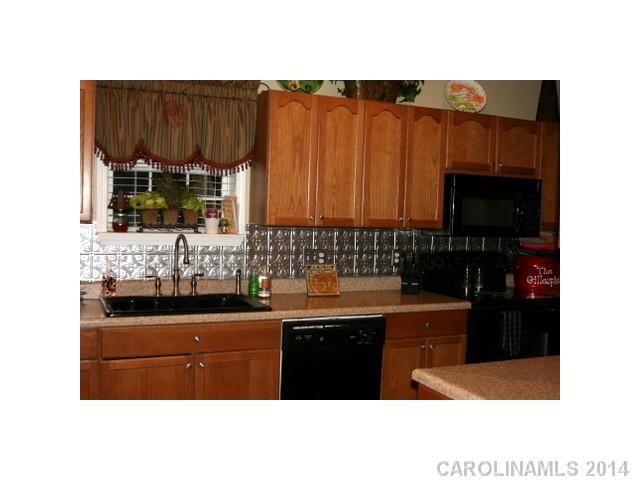 415 Bethel Hill Road Clover, SC 29710 - Photo 5 of 14 Gallery Image 5