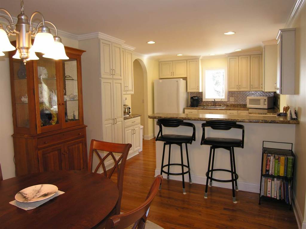 204 Village Way Pendleton, SC 29670 - Photo 10 of 32 Gallery Image 10