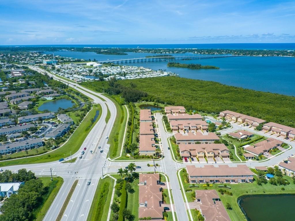 263 Provence Place Vero Beach, FL 32960 - Photo 27 of 33 a view of a city