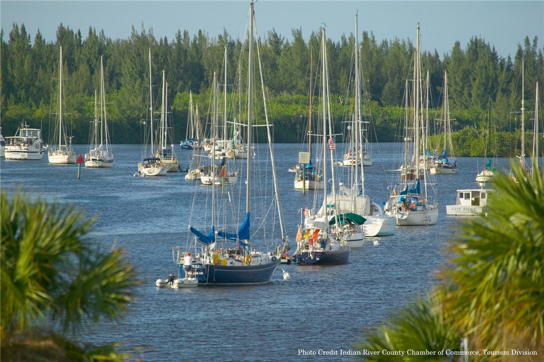 263 Provence Place Vero Beach, FL 32960 - Photo 28 of 33 a view of a park with chairs
