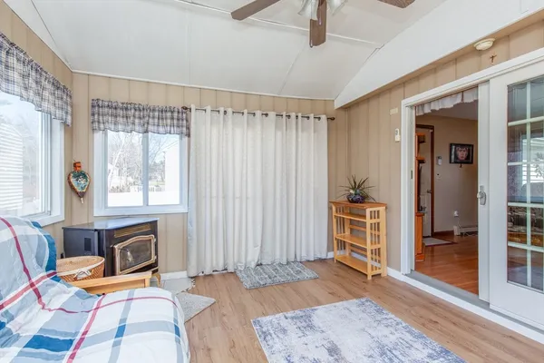 $615,000 | 5 Cedar Grove Avenue, Tyngsboro, MA 01879