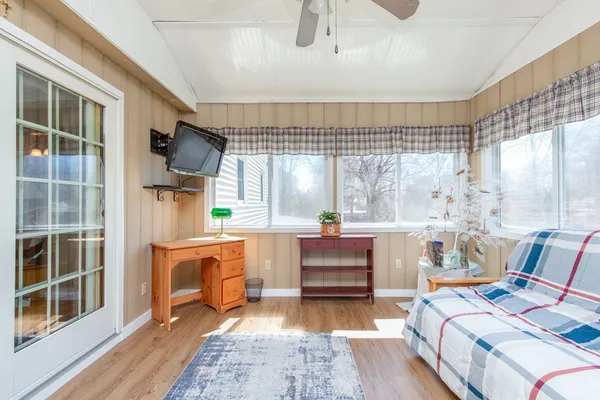 $615,000 | 5 Cedar Grove Avenue, Tyngsboro, MA 01879
