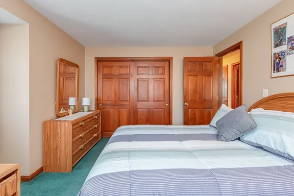 $615,000 | 5 Cedar Grove Avenue, Tyngsboro, MA 01879