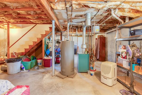 $615,000 | 5 Cedar Grove Avenue, Tyngsboro, MA 01879