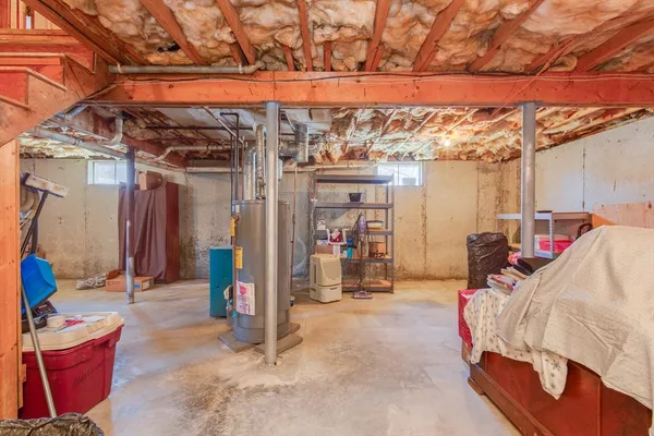 $615,000 | 5 Cedar Grove Avenue, Tyngsboro, MA 01879