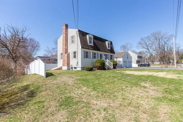 $615,000 | 5 Cedar Grove Avenue, Tyngsboro, MA 01879