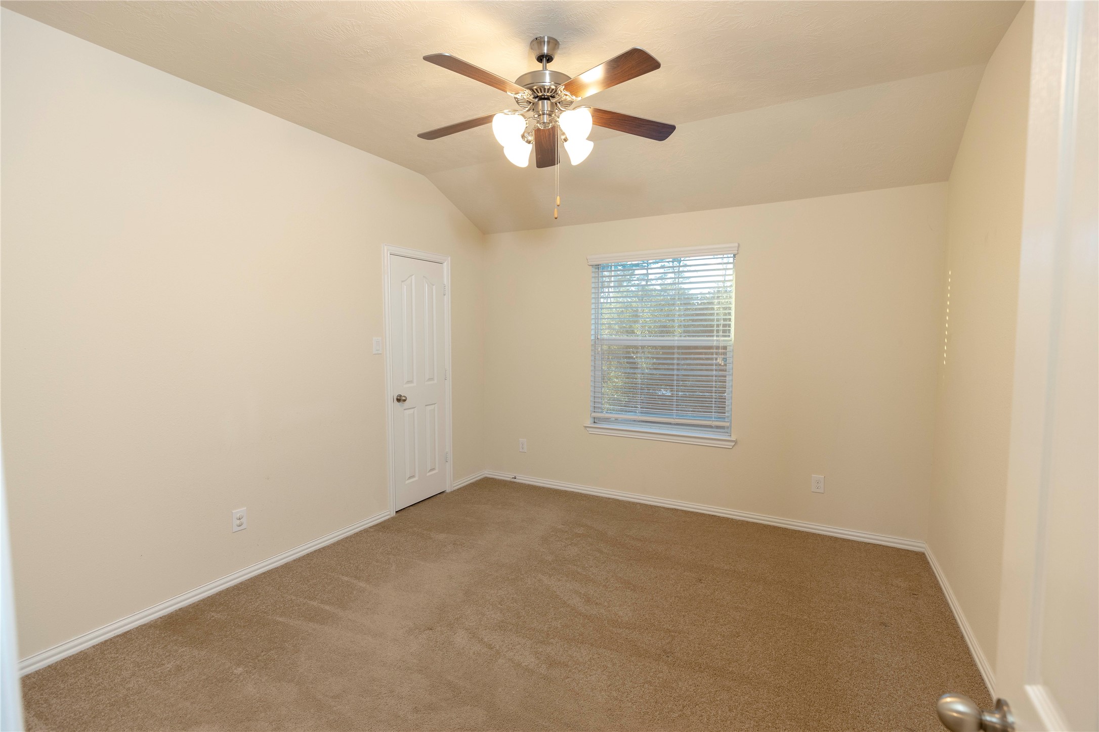 8222 Rudy Brook Way Spring, TX 77379 - Photo 13 of 18 Bed 3