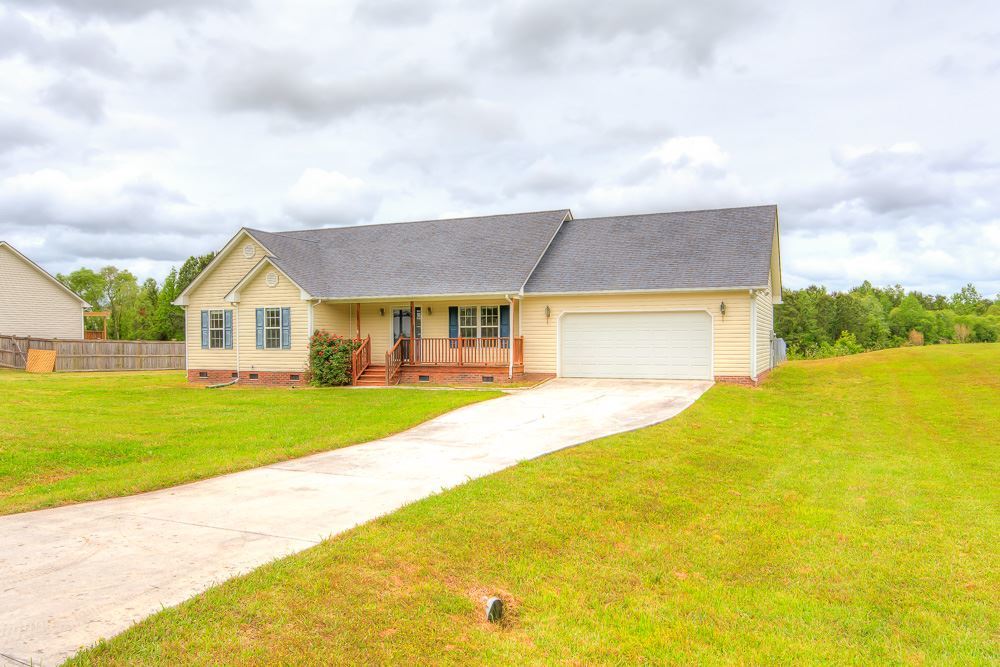 207 East Ridge Court Jacksonville, NC 28540 - Photo 1 of 26 Primary Photo