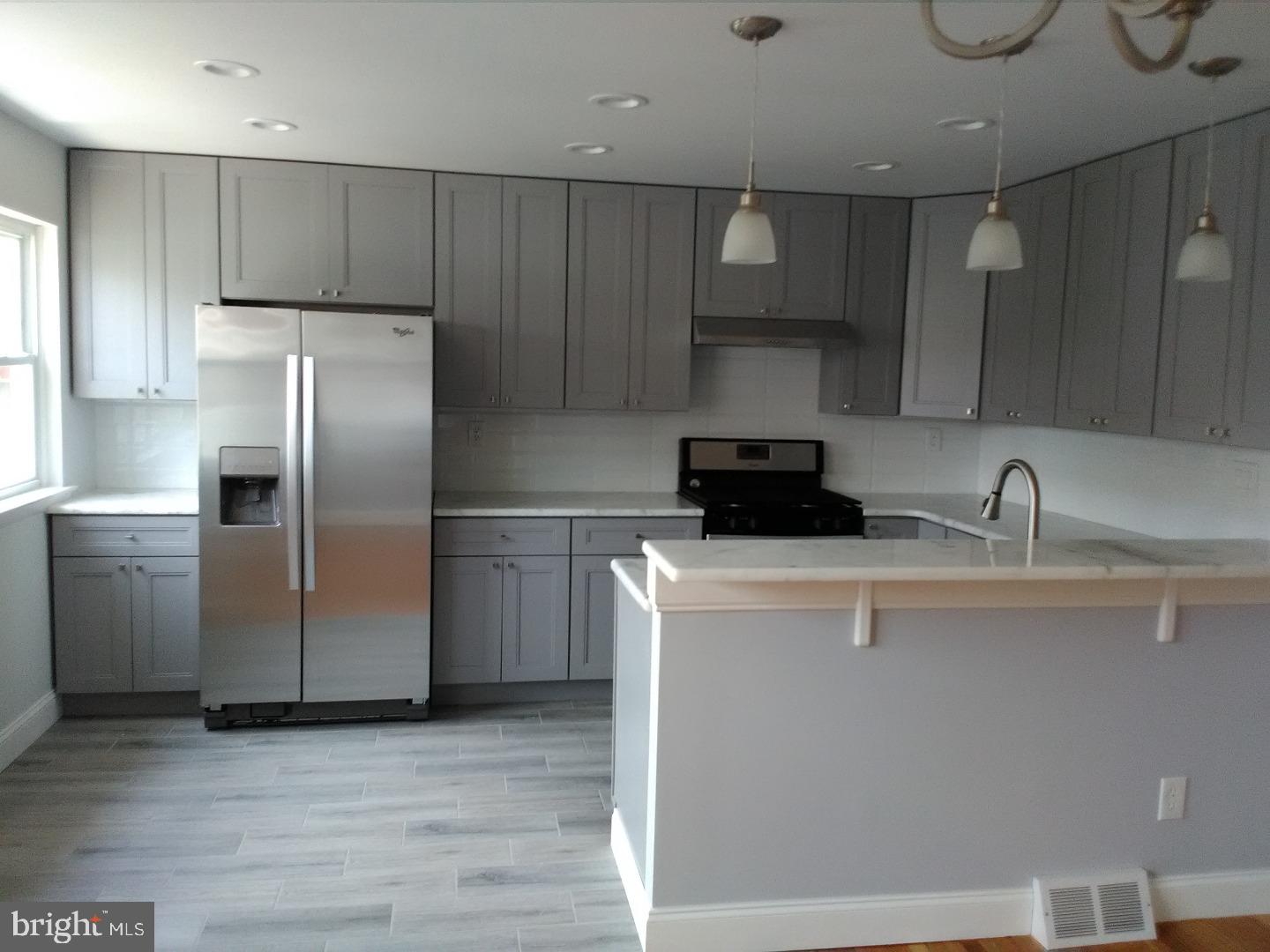 12219 Medford Road Philadelphia, PA 19154 - Photo 3 of 18