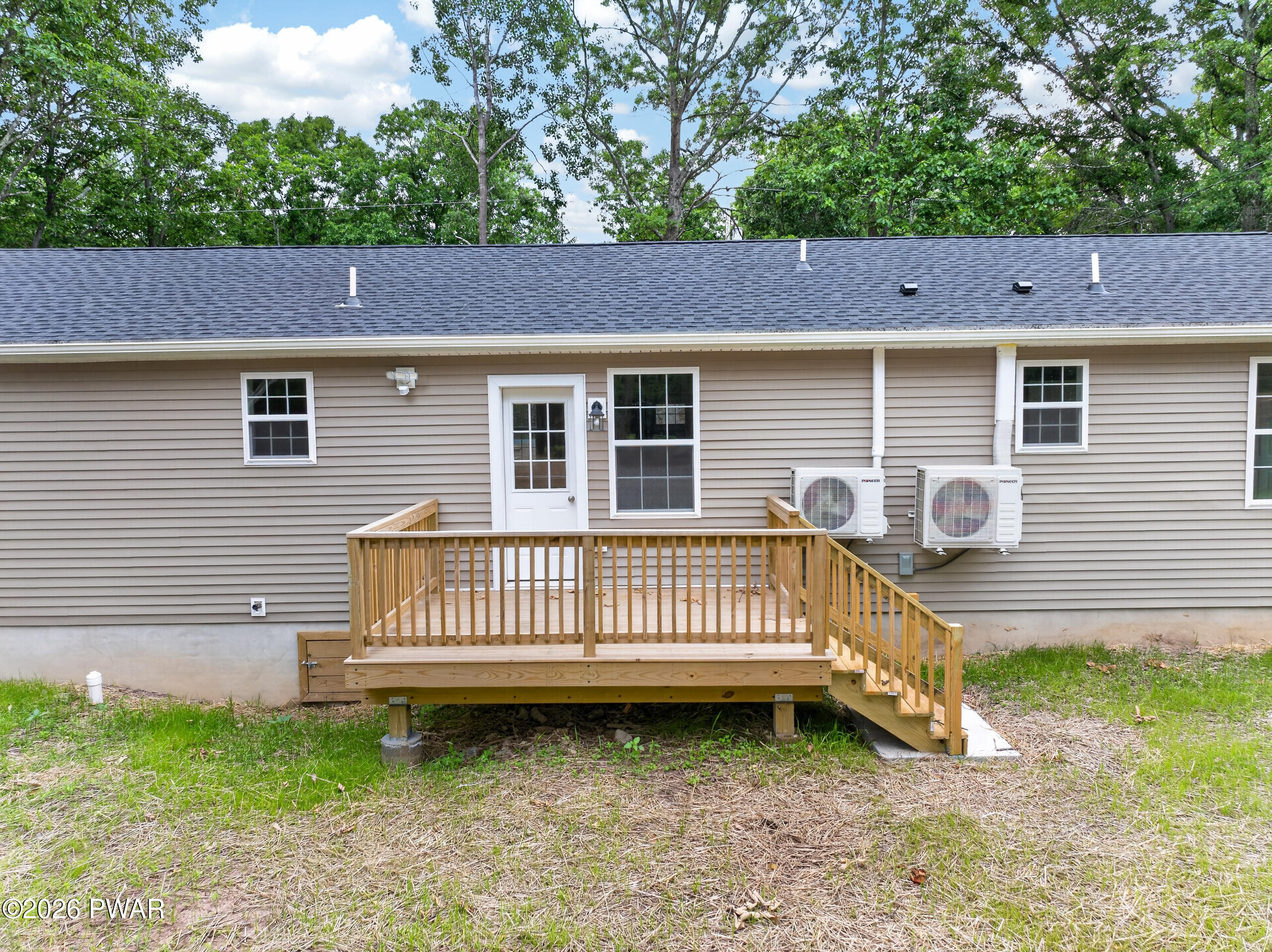 515 Hummingbird Court Bushkill, PA 18324 - Photo 31 of 33