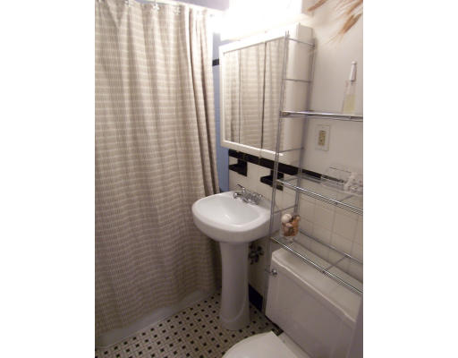 42 Dean Road, Unit 3 Brookline, MA 02445 - Photo 4 of 7