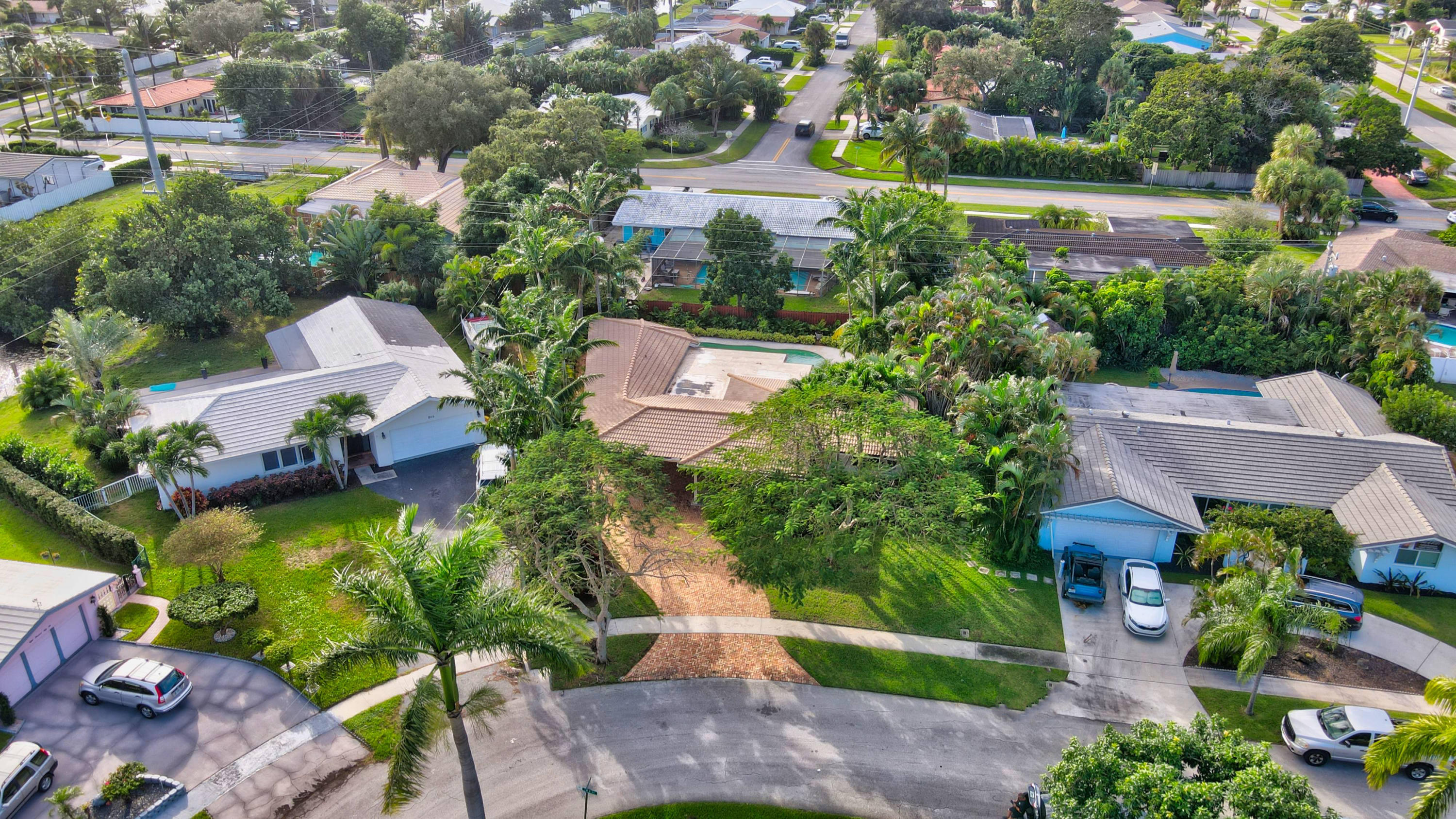 699 Southwest 8th Terrace Boca Raton, FL 33486 - Photo 39 of 40 Drone