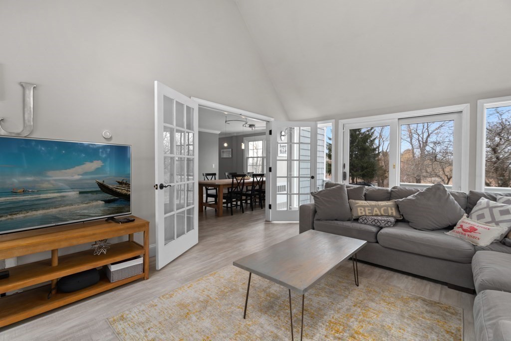15 Scotland Road Newbury, MA 01951 - Photo 16 of 34 a living room with furniture and a large window
