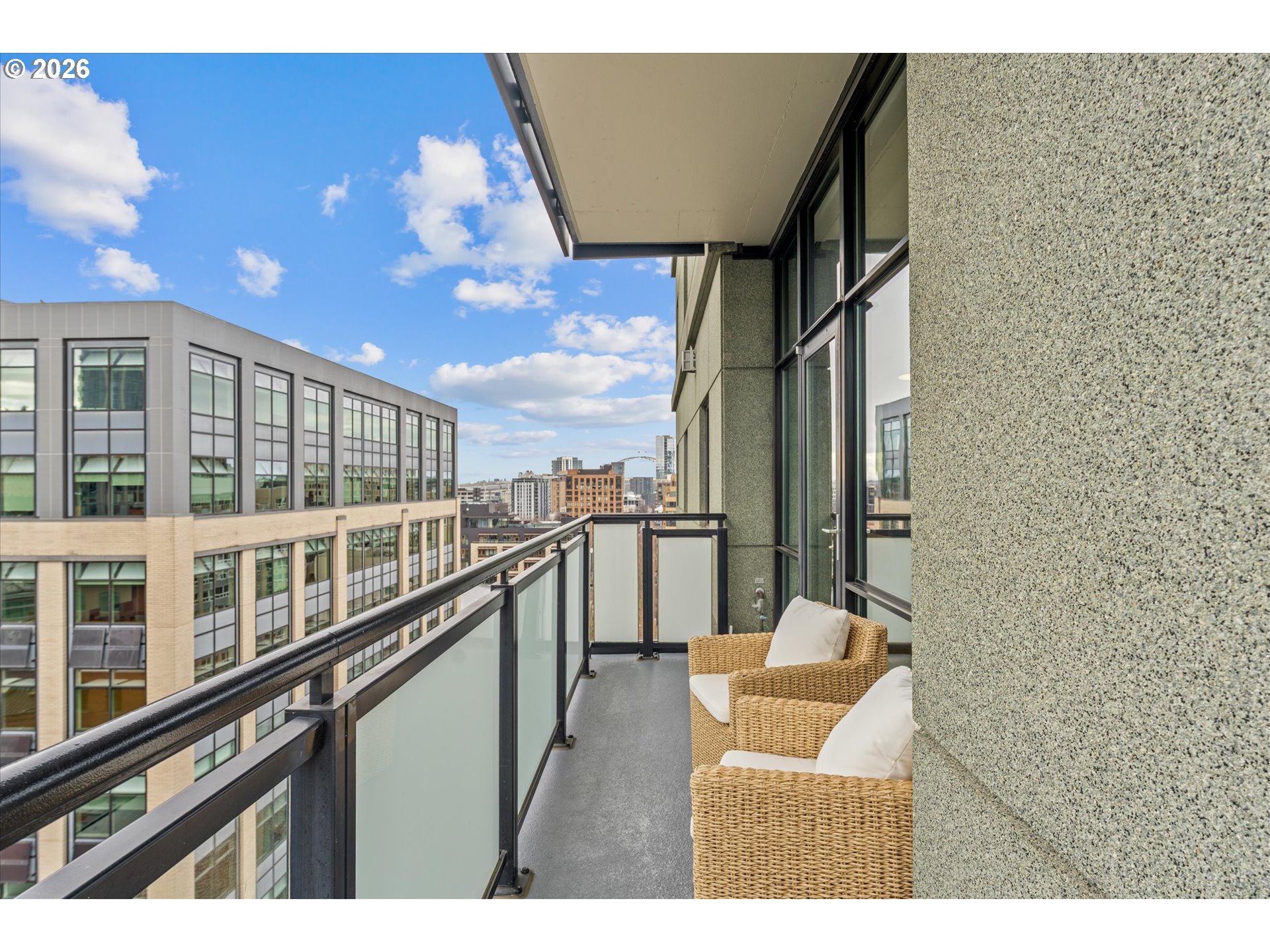 1025 Northwest Couch Street, Unit 1114 Portland, OR 97209 - Photo 33 of 38 Balcony