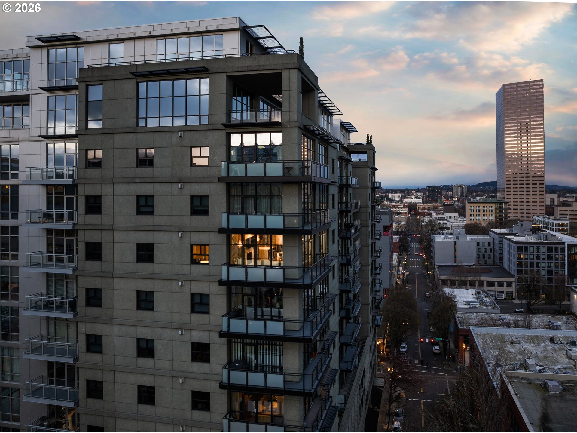 1025 Northwest Couch Street, Unit 1114 Portland, OR 97209 - Photo 36 of 38