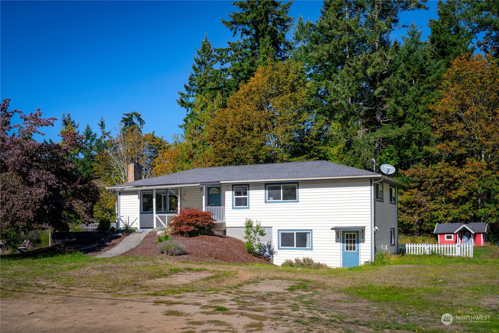 6720 Northwest Illich Road Silverdale, WA 98383 - Photo 5 of 39