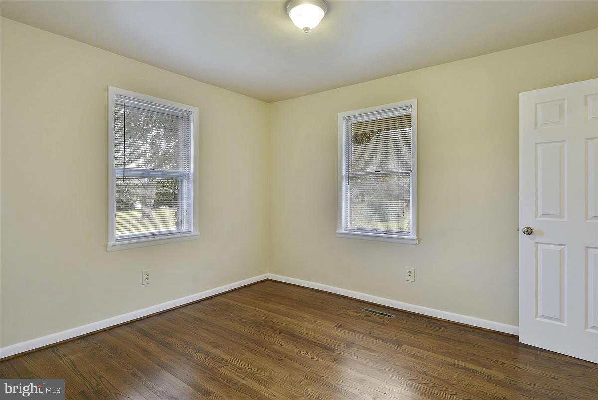 102 Davidson Road Stevensville, MD 21666 - Photo 9 of 19 Bedroom