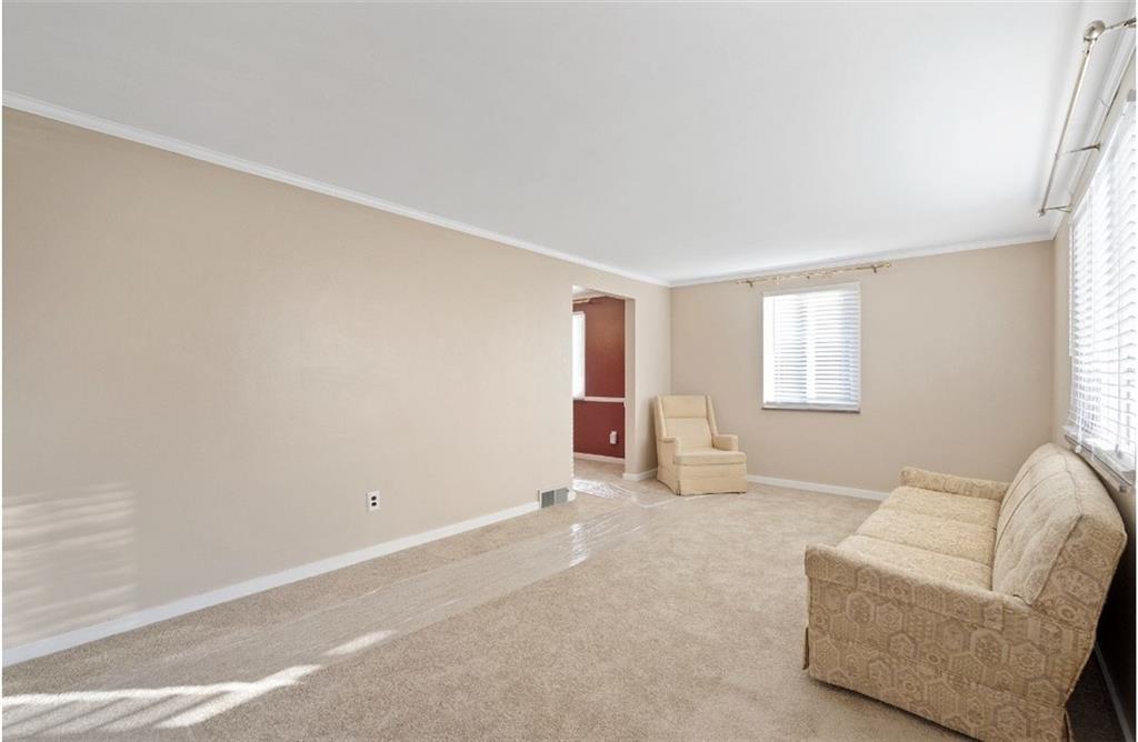 9134 Pannier Road Pittsburgh, PA 15237 - Photo 3 of 22 Gallery Image 3