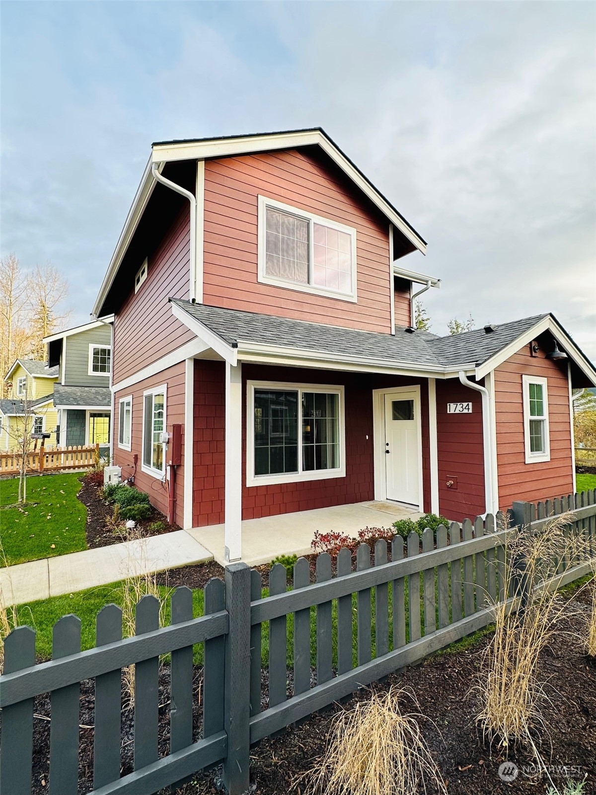 1734 Sunup Loop Bellingham, WA 98226 - Photo 1 of 13 Gallery Image 1