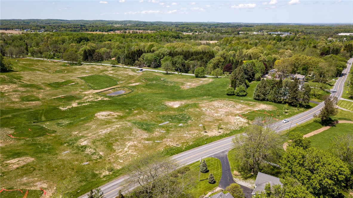 1086 Strong Road, Unit 6 Victor, NY 14564 - Photo 2 of 14