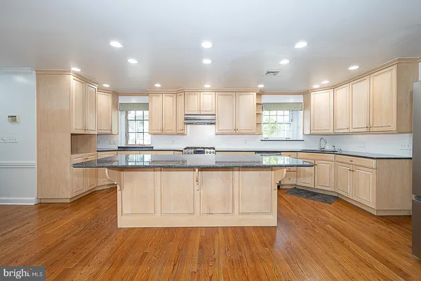 $6,500 | 714 Greythorne Road, Wynnewood, PA 19096