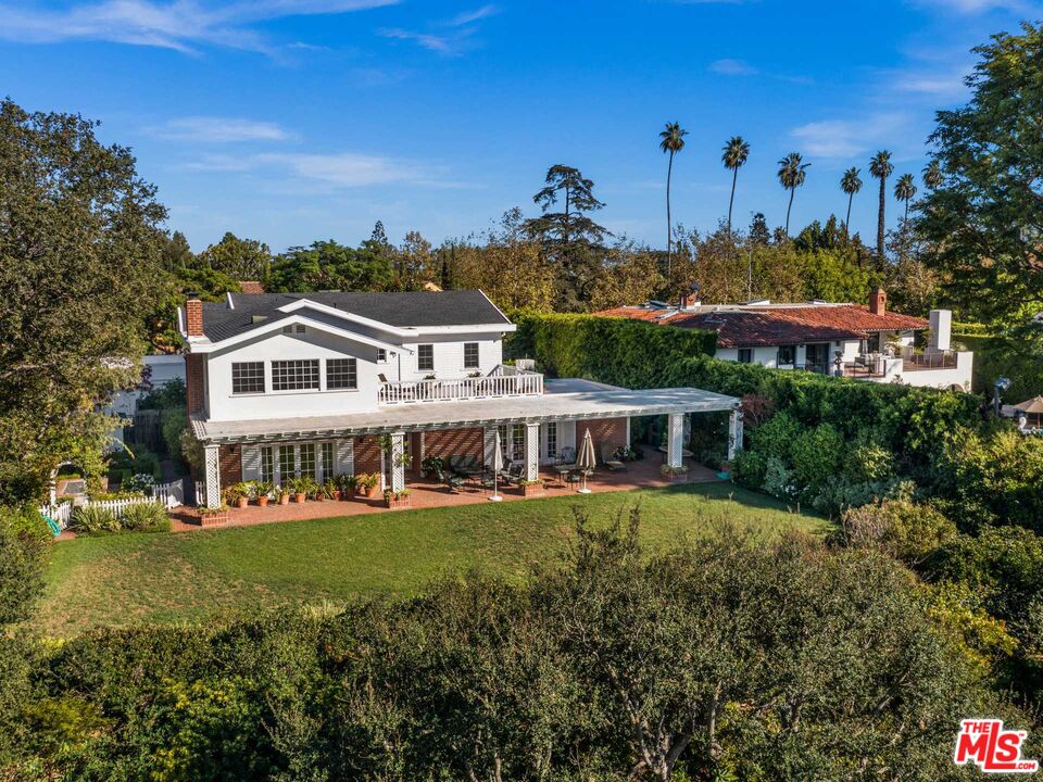269 South Rockingham Avenue Los Angeles, CA 90049 - Photo 10 of 10 Gallery Image 10