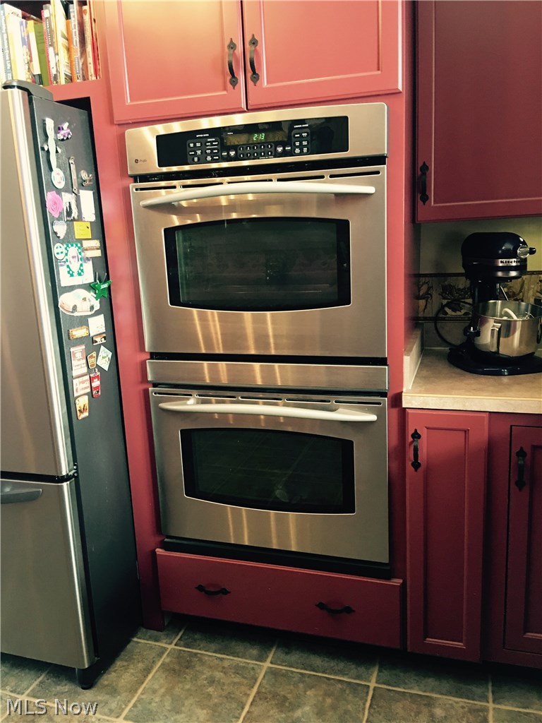 3441 Greenwich Road Wadsworth, OH 44281 - Photo 11 of 35 Stainless double ovens