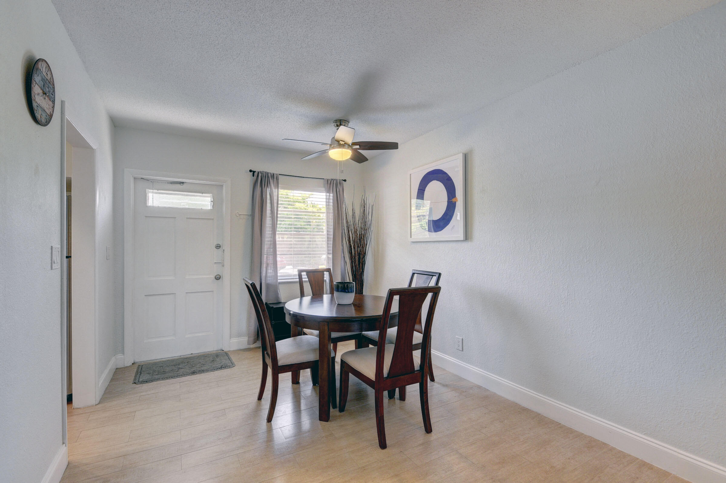300 Northeast 20th Street, Unit 7090 Boca Raton, FL 33431 - Photo 6 of 22 06_apartment (6)