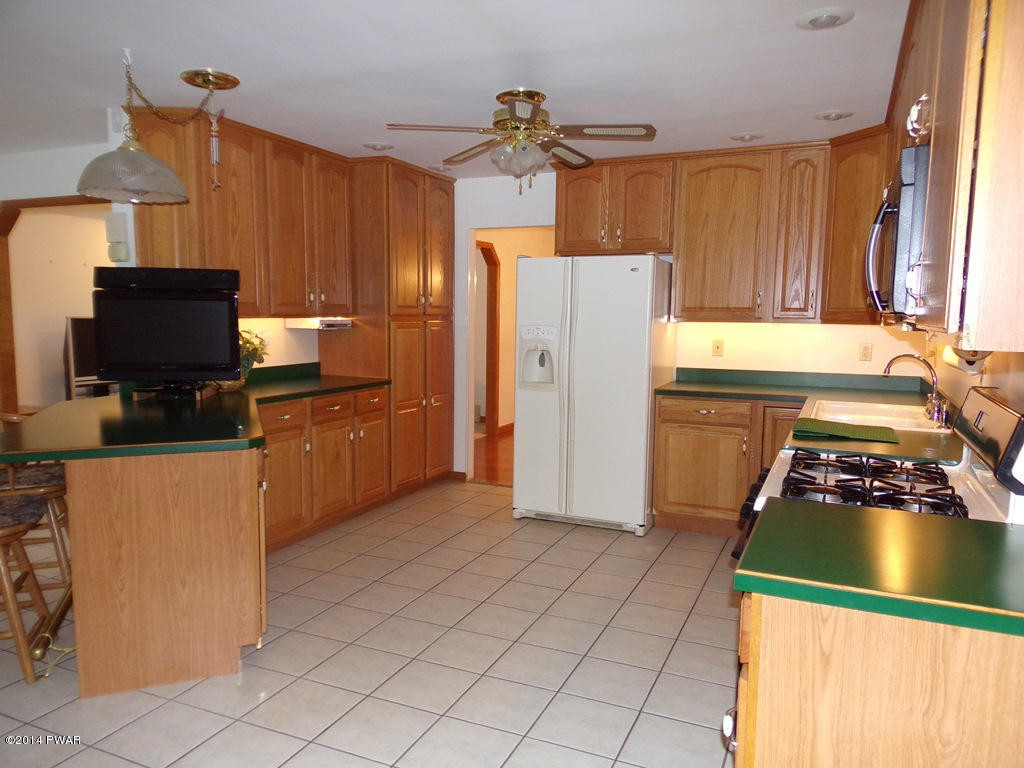 266 J & J Road Moscow, PA 18444 - Photo 6 of 19