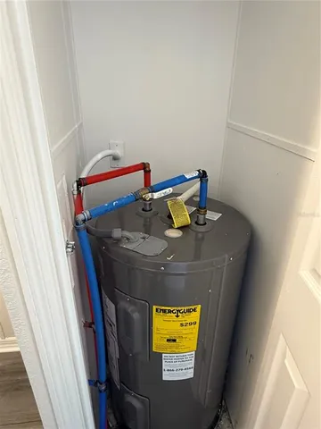 a view of utility room