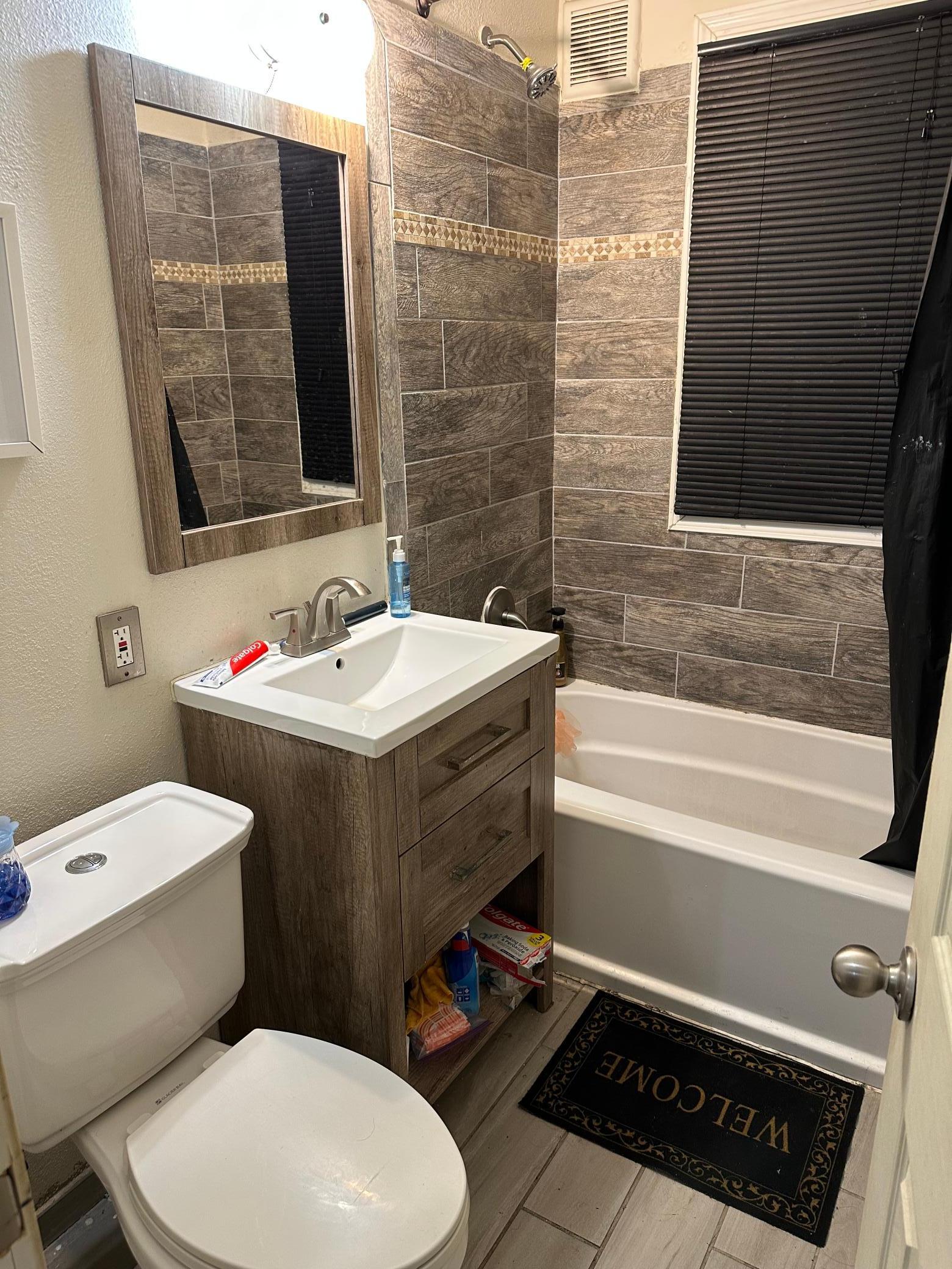 2410 Ferrant Place Minneapolis, MN 55411 - Photo 7 of 17