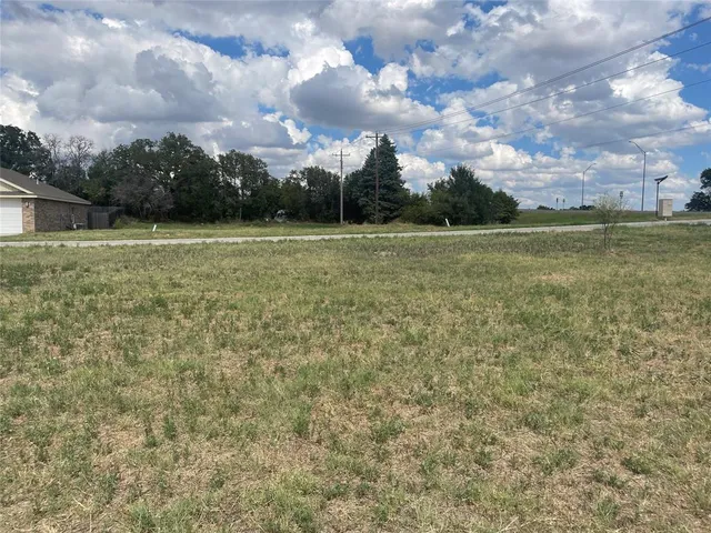 a view of a green field