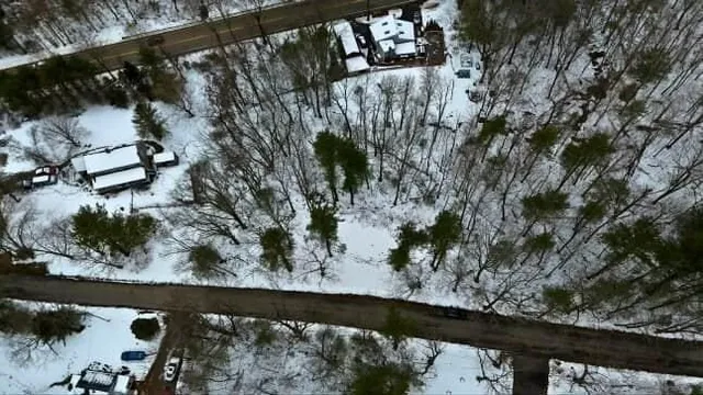 a view of a yard from a balcony