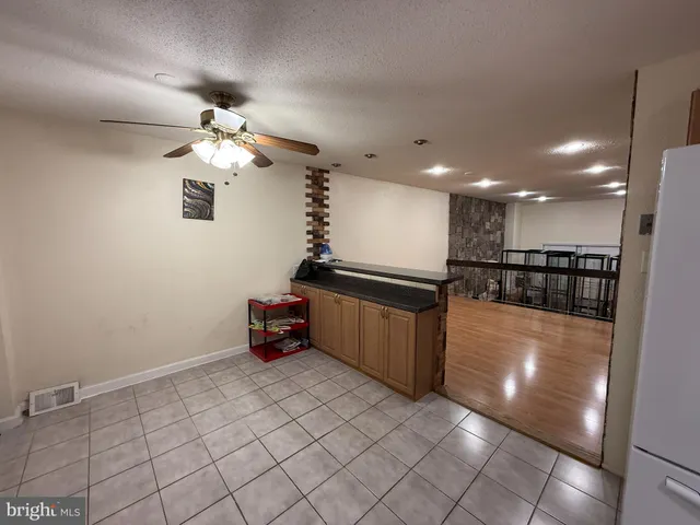 $2,600 | 5107 Bay Road, Bensalem, PA 19020