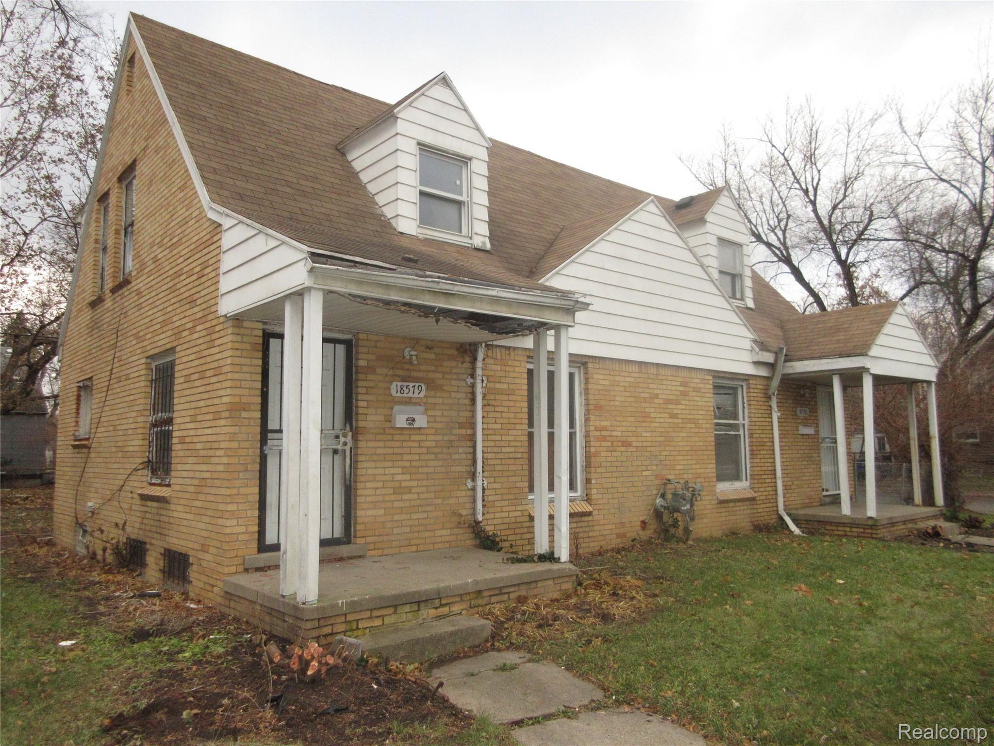 18579-18581 Evergreen Road Detroit, MI 48219 - Photo 2 of 26 IMG_0564.JPG