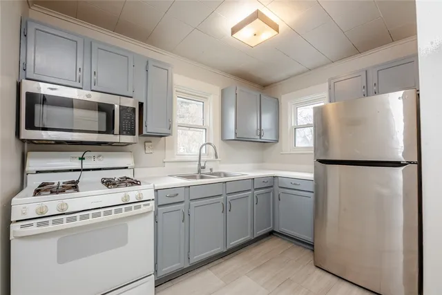 $1,850 | 81 Van Bergh Avenue, Rochester, NY 14610