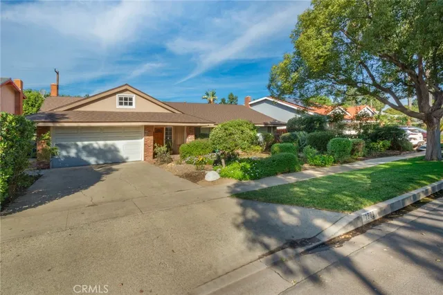 $1,199,000 | 1609 Catalina Avenue, Santa Ana, CA 92705