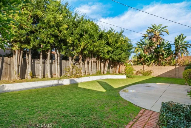 $1,199,000 | 1609 Catalina Avenue, Santa Ana, CA 92705