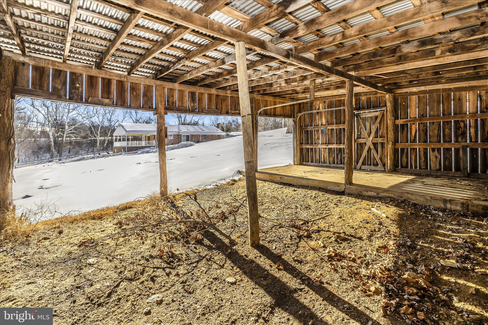 2640 Jefferson Pike Jefferson, MD 21755 - Photo 63 of 63 a view of a porch