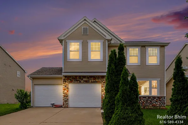 $329,000 | 620 Worthington Drive, Lansing, MI 48906