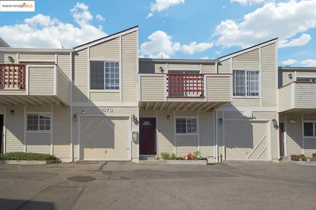 $499,000 | 7572 Mountain Boulevard, Unit 2, Oakland, CA 94605