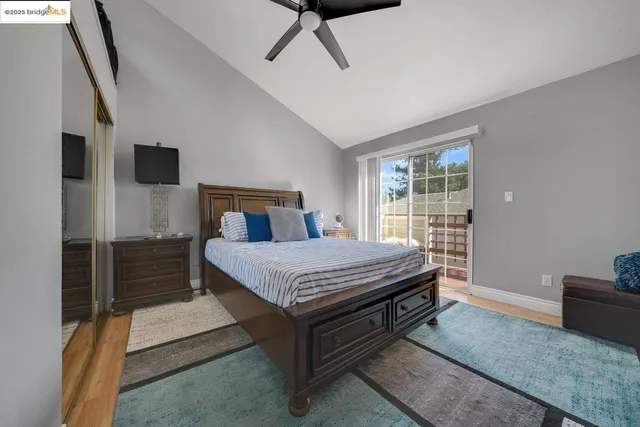 $499,000 | 7572 Mountain Boulevard, Unit 2, Oakland, CA 94605