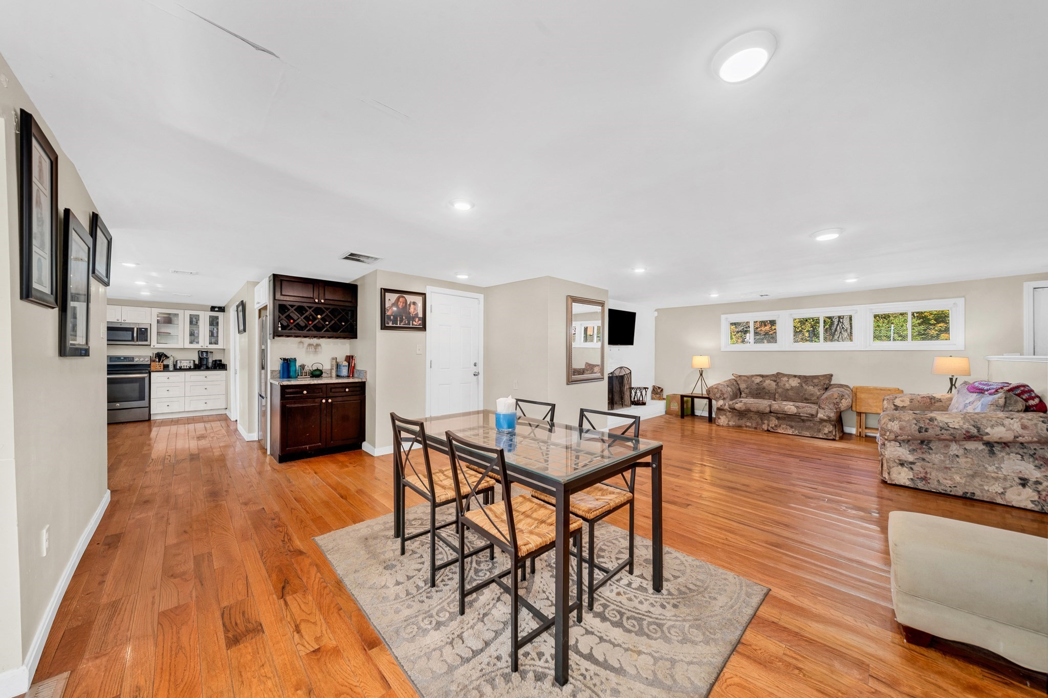 70 River Road Andover, MA 01810 - Photo 4 of 22 Gallery Image 4