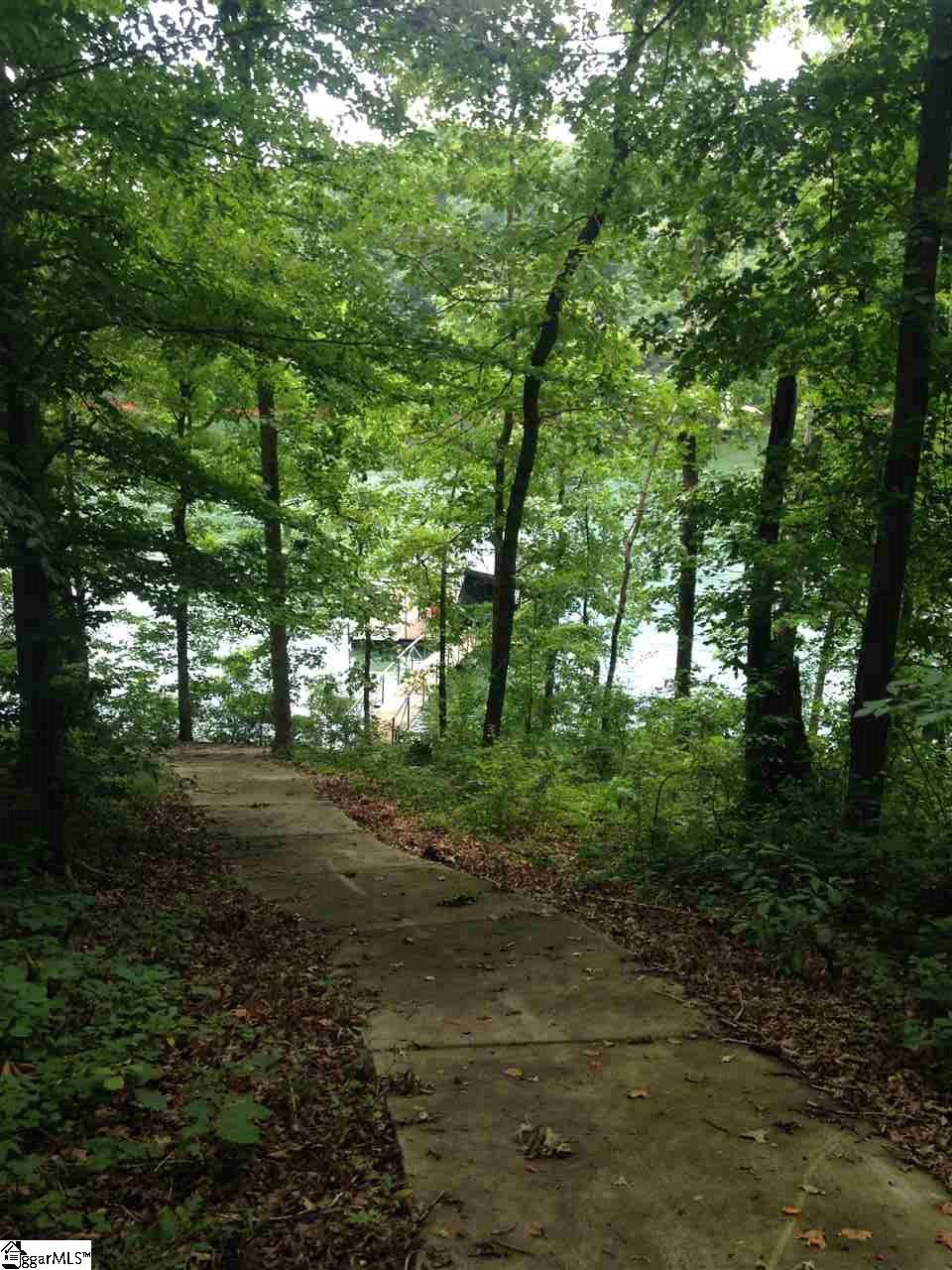 311 Coves End Point Seneca, SC 29678 - Photo 8 of 17 Gallery Image 8