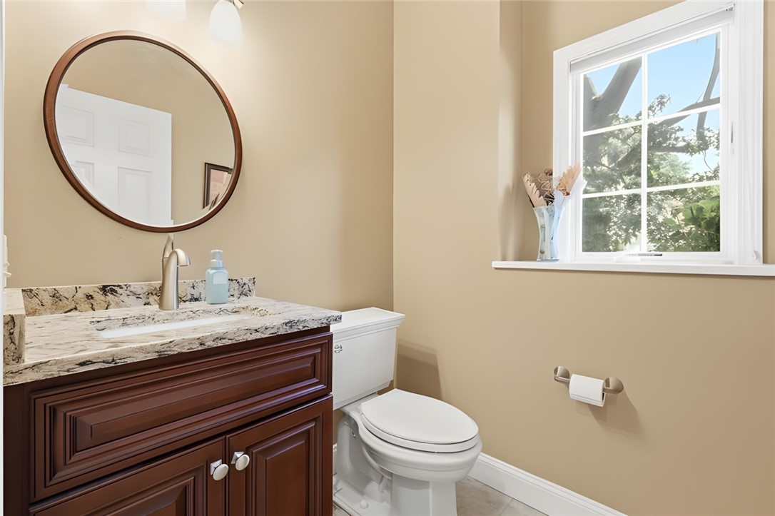 3 Connor Lane Barrington, RI 02806 - Photo 15 of 46