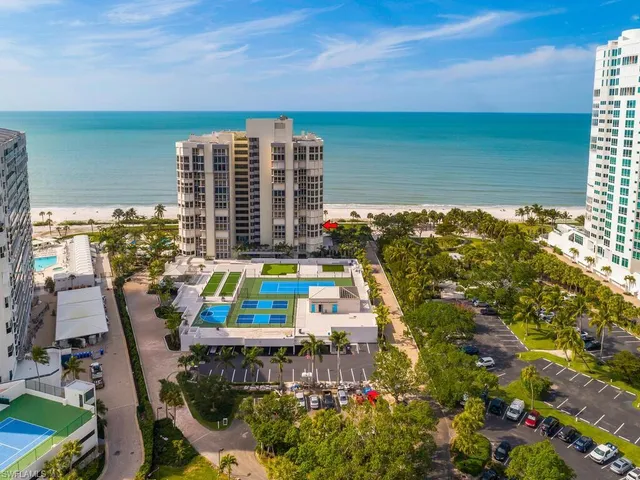 $1,895,000 | 4051 Gulf Shore Boulevard North, Unit 500, Naples, FL 34103