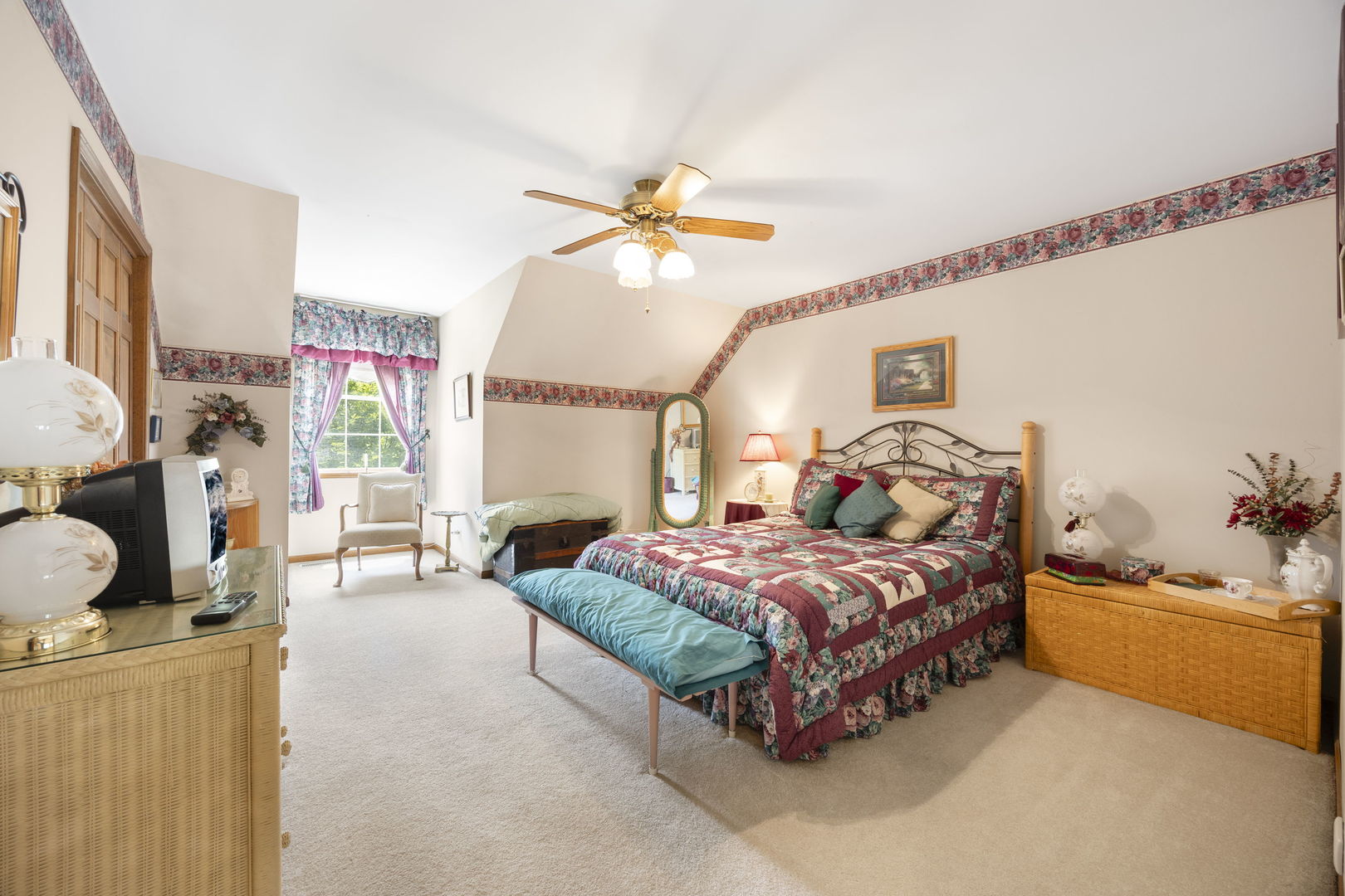 2659 Hoddam Road Naperville, IL 60564 - Photo 14 of 24