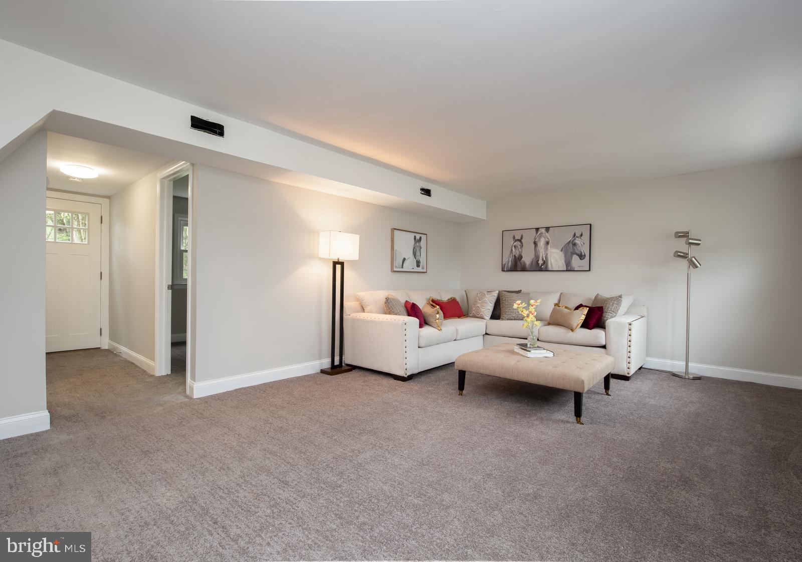 61 Rockland Road Ewing, NJ 08638 - Photo 14 of 25 Gallery Image 14