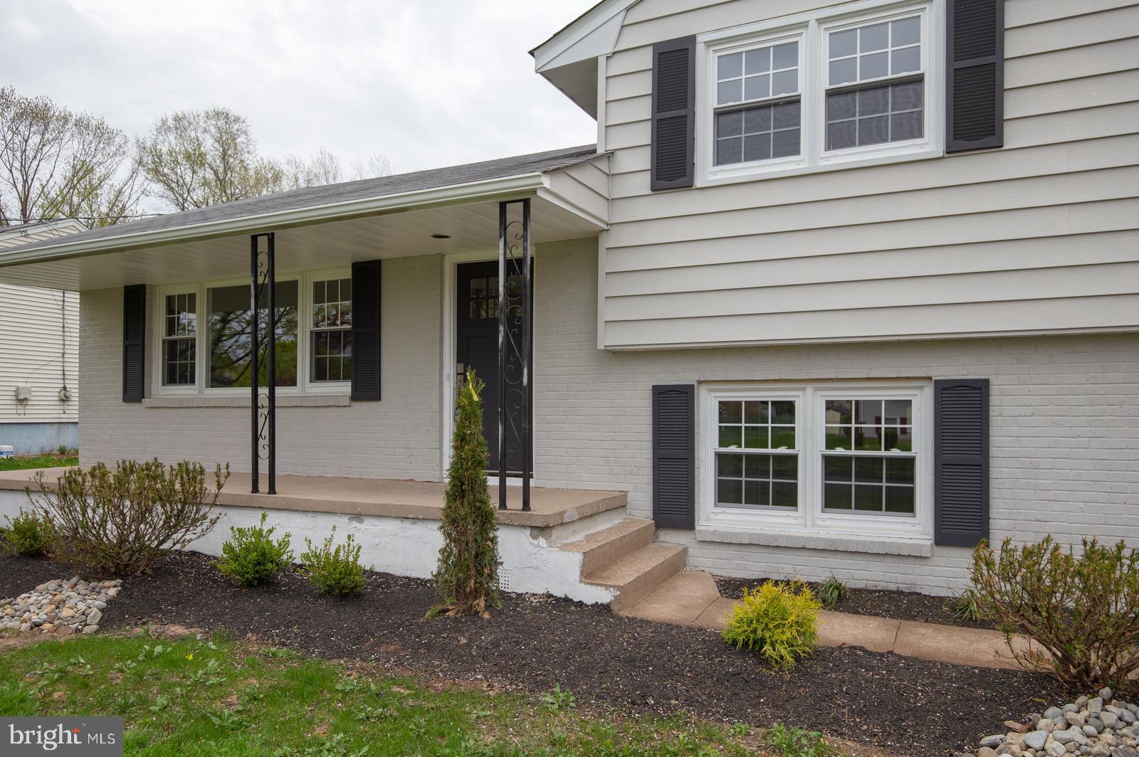 61 Rockland Road Ewing, NJ 08638 - Photo 3 of 25 Gallery Image 3