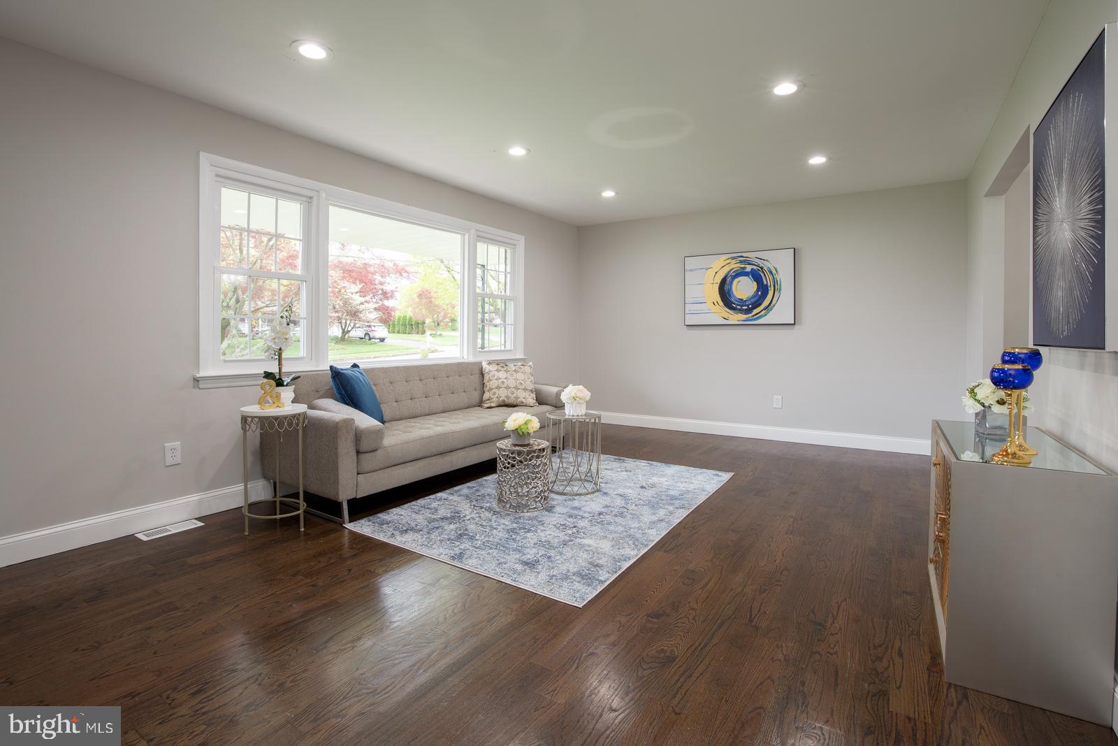 61 Rockland Road Ewing, NJ 08638 - Photo 5 of 25 Gallery Image 5